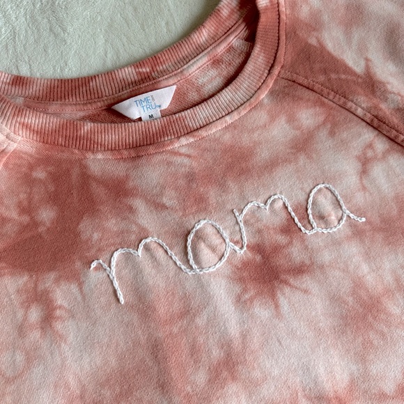 Tie Dye Mama sweatshirt - Picture 2 of 3